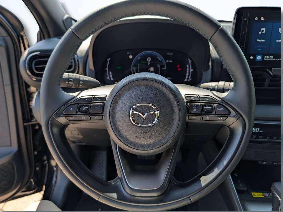 Mazda 2 - Imagem 11