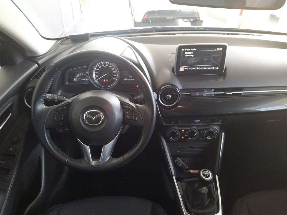 Mazda 2 - Imagem 6