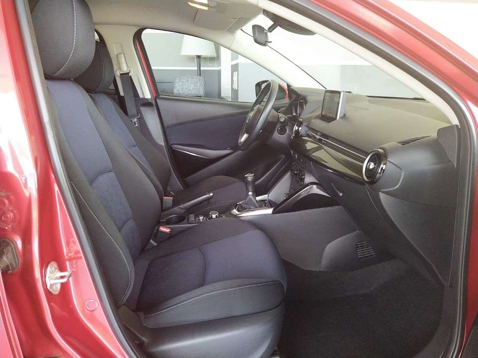 Mazda 2 - Imagem 7