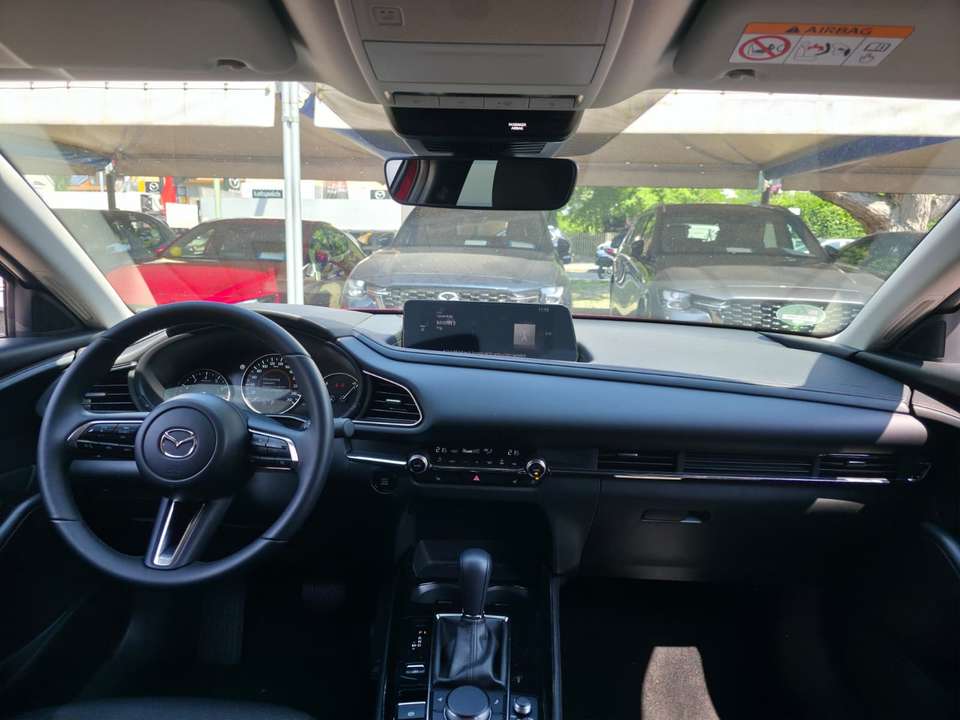 Mazda CX-30 - Imagem 8