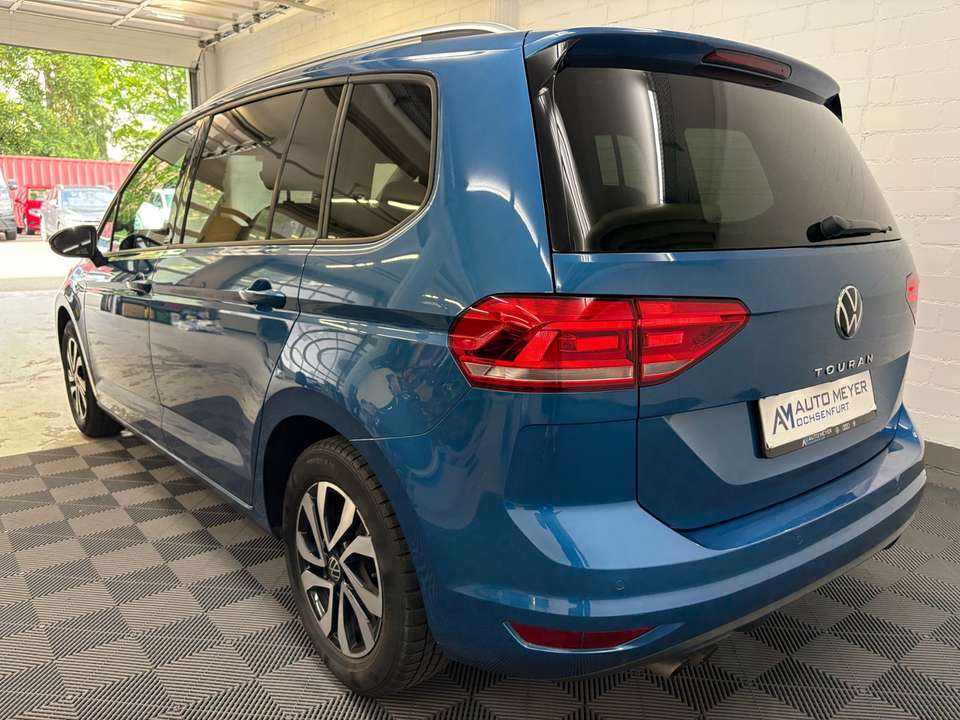 Volkswagen Touran - Imagem 5