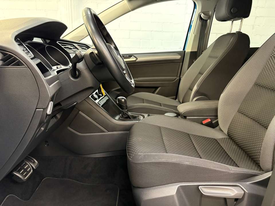 Volkswagen Touran - Imagem 14