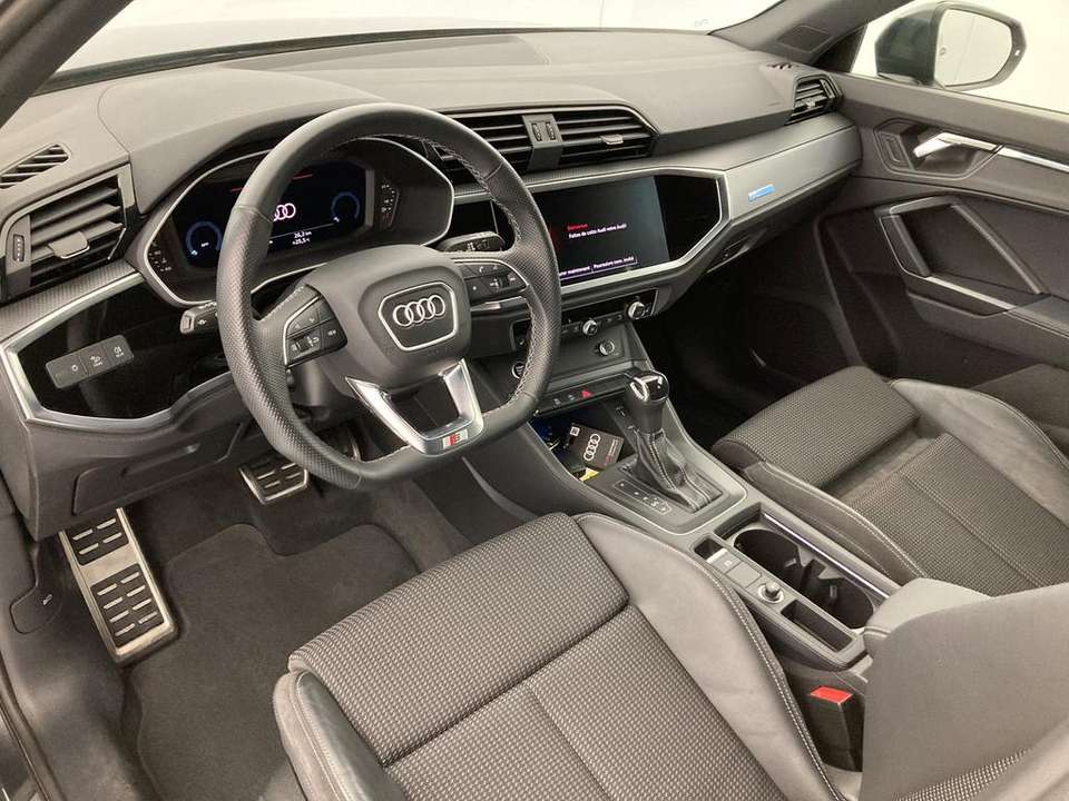 Audi Q3 - Imagem 14