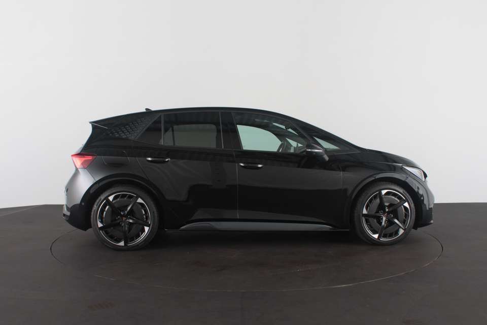 CUPRA Born - Imagem 16
