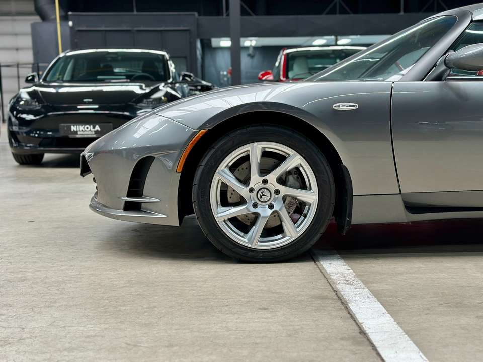 Tesla Roadster - Imagem 4