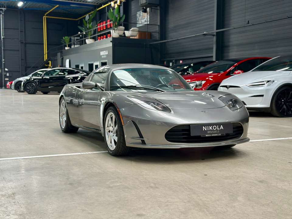Tesla Roadster - Imagem 10