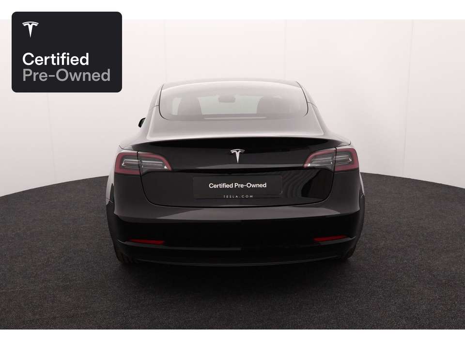 Tesla Model 3 - Imagem 7