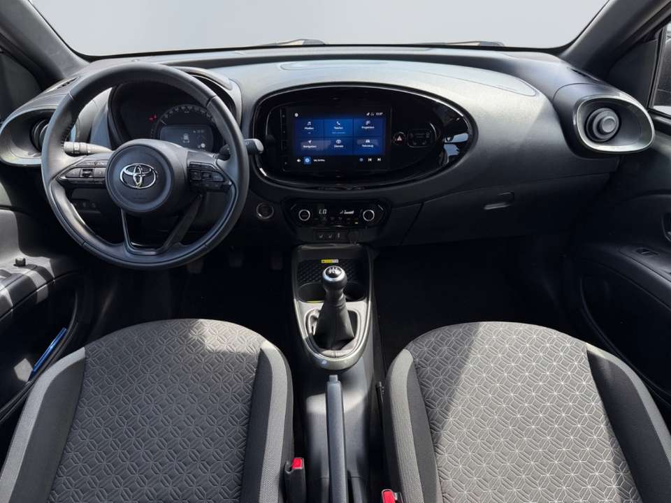 Toyota Aygo X - Imagem 12