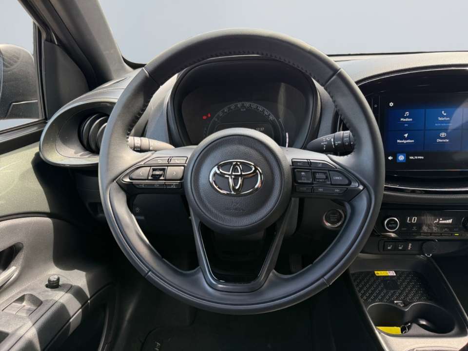 Toyota Aygo X - Imagem 13