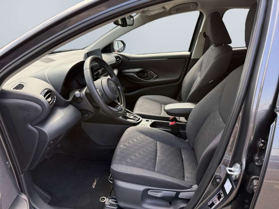Toyota Yaris - Imagem 9