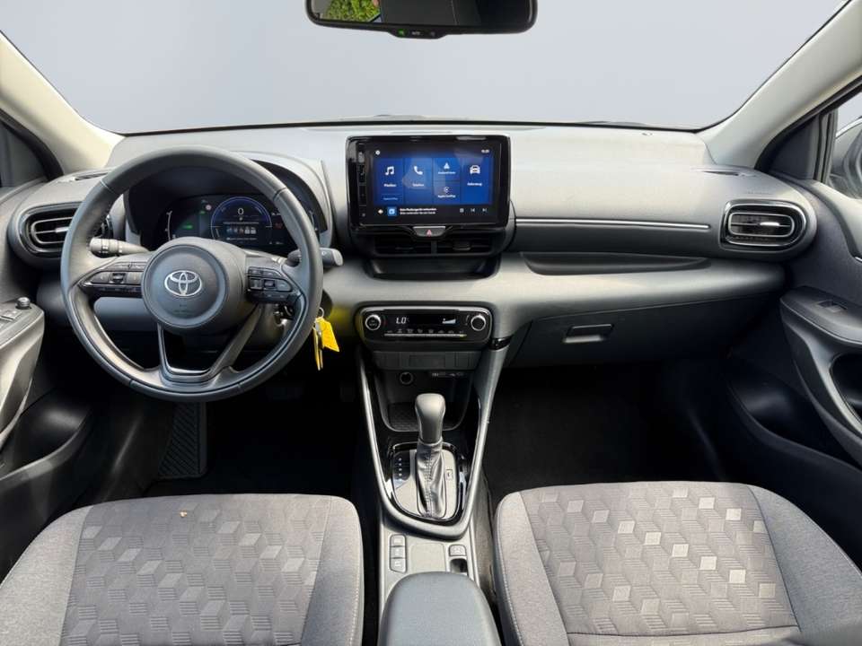 Toyota Yaris - Imagem 12