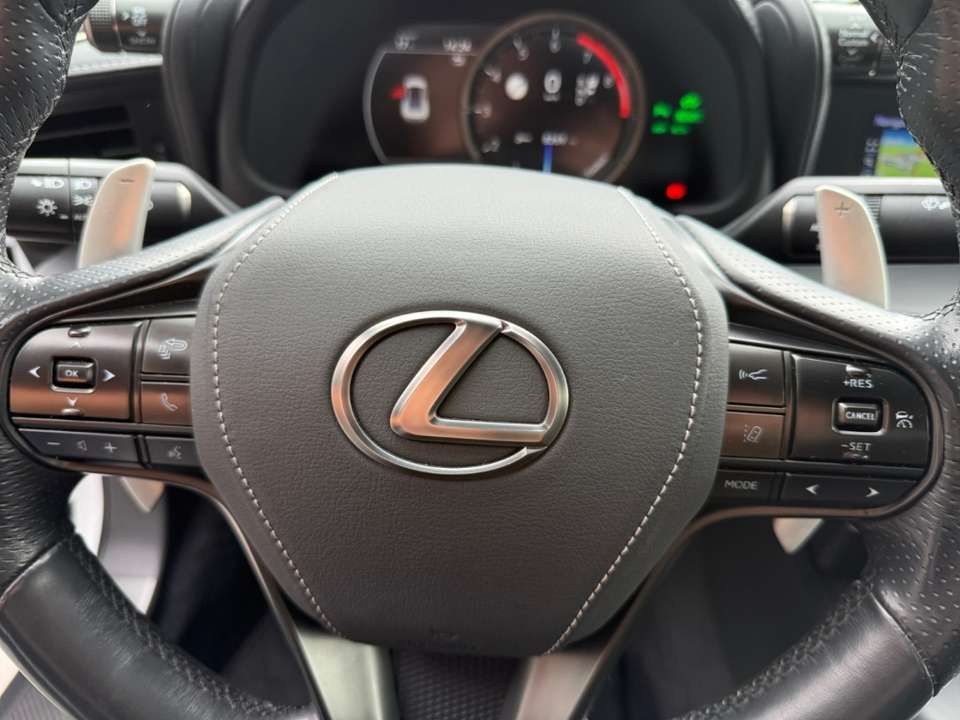 Lexus LC 500h - Imagem 14