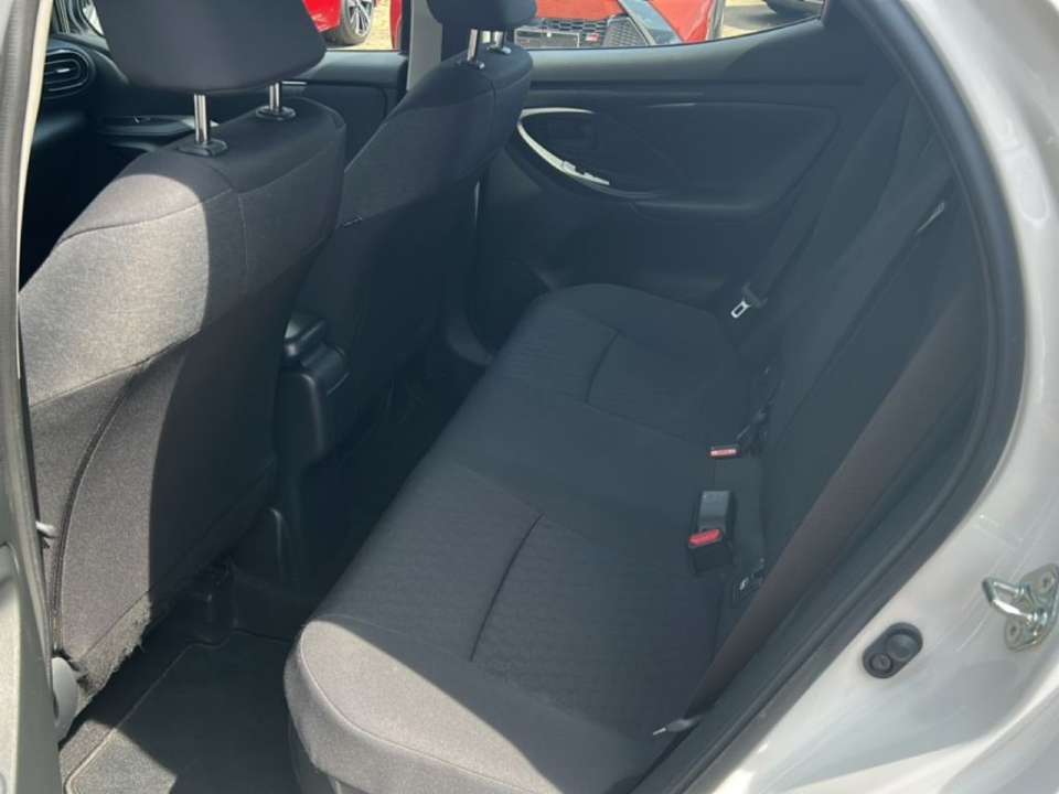 Toyota Yaris - Imagem 8