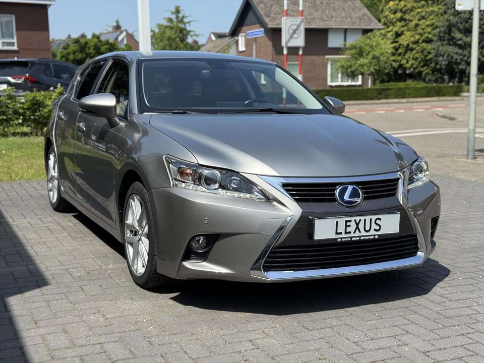 Lexus CT 200h - Imagem 8