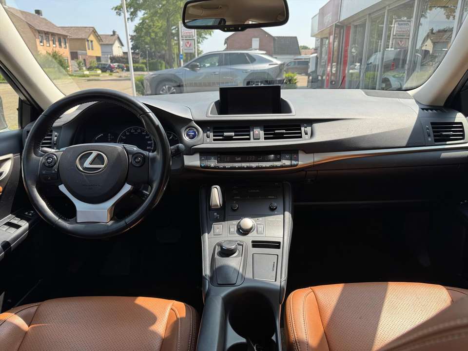 Lexus CT 200h - Imagem 11