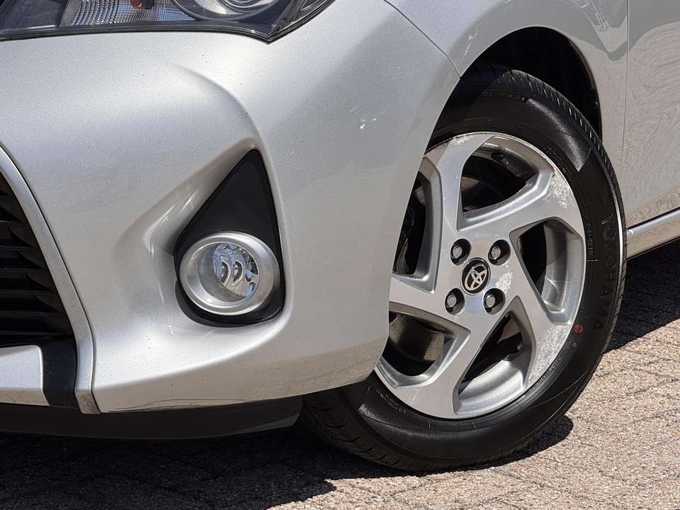 Toyota Yaris - Imagem 7