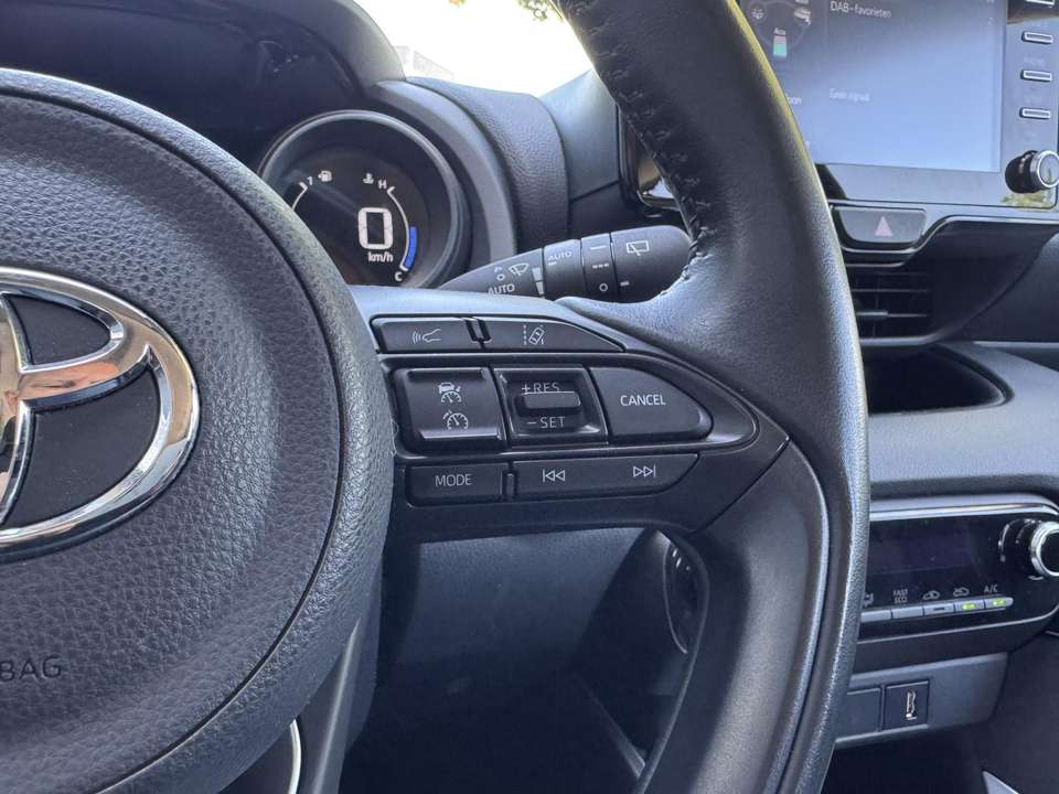 Toyota Yaris - Imagem 11