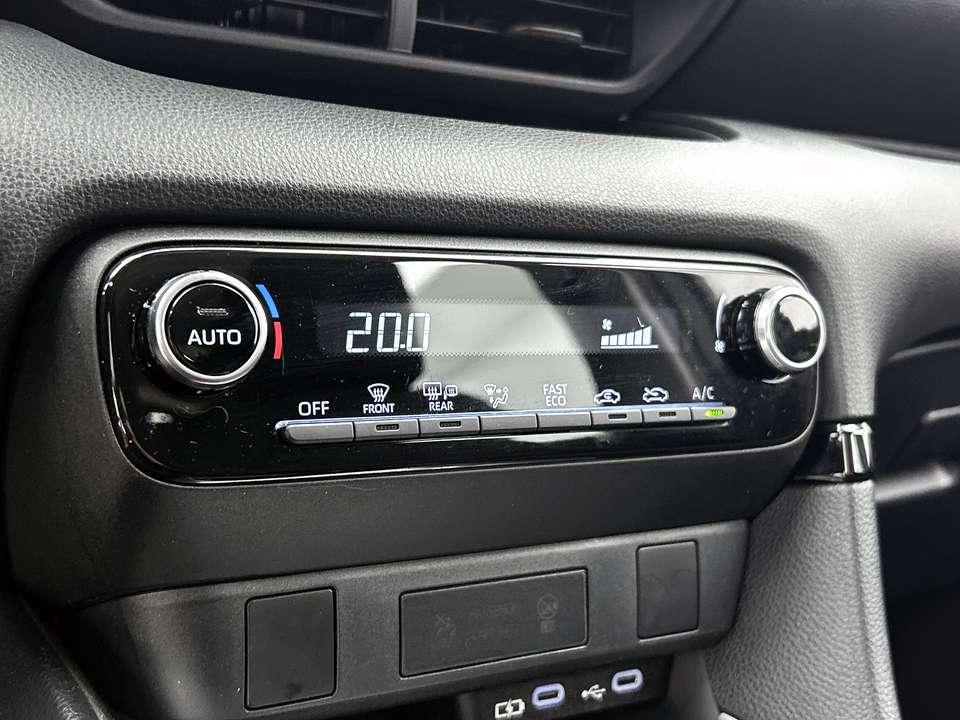 Toyota Yaris - Imagem 9