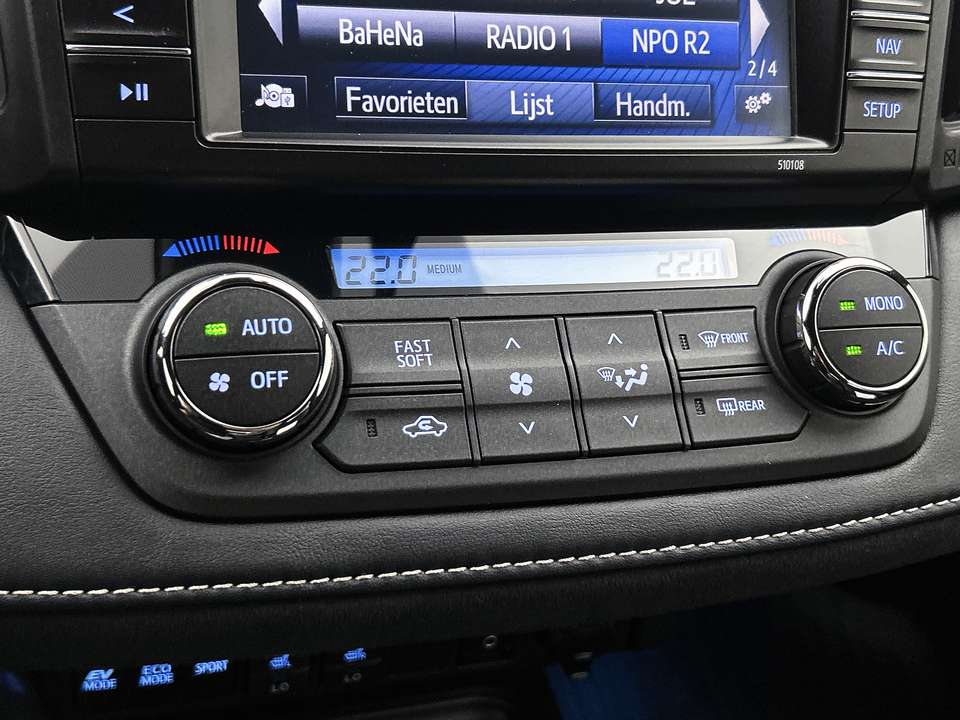 Toyota RAV 4 - Imagem 11
