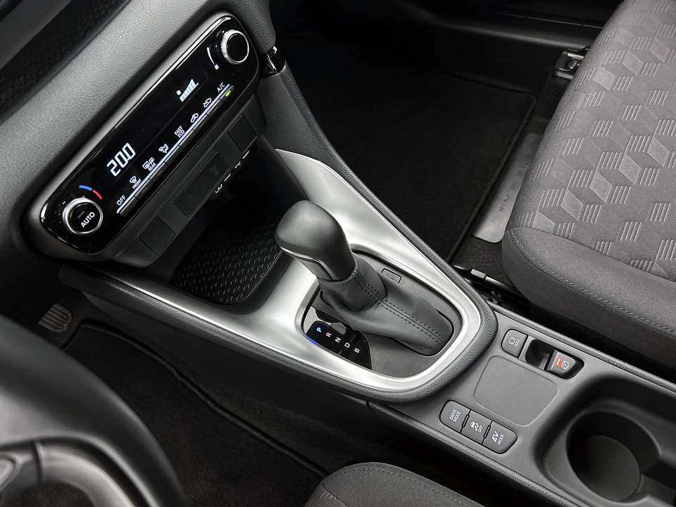 Toyota Yaris - Imagem 10
