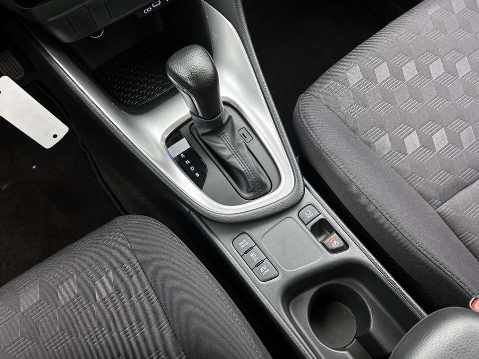 Toyota Yaris - Imagem 11