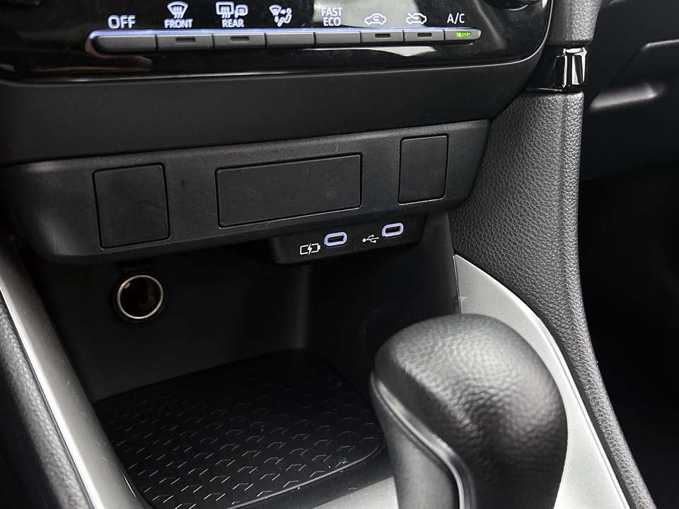 Toyota Yaris - Imagem 12