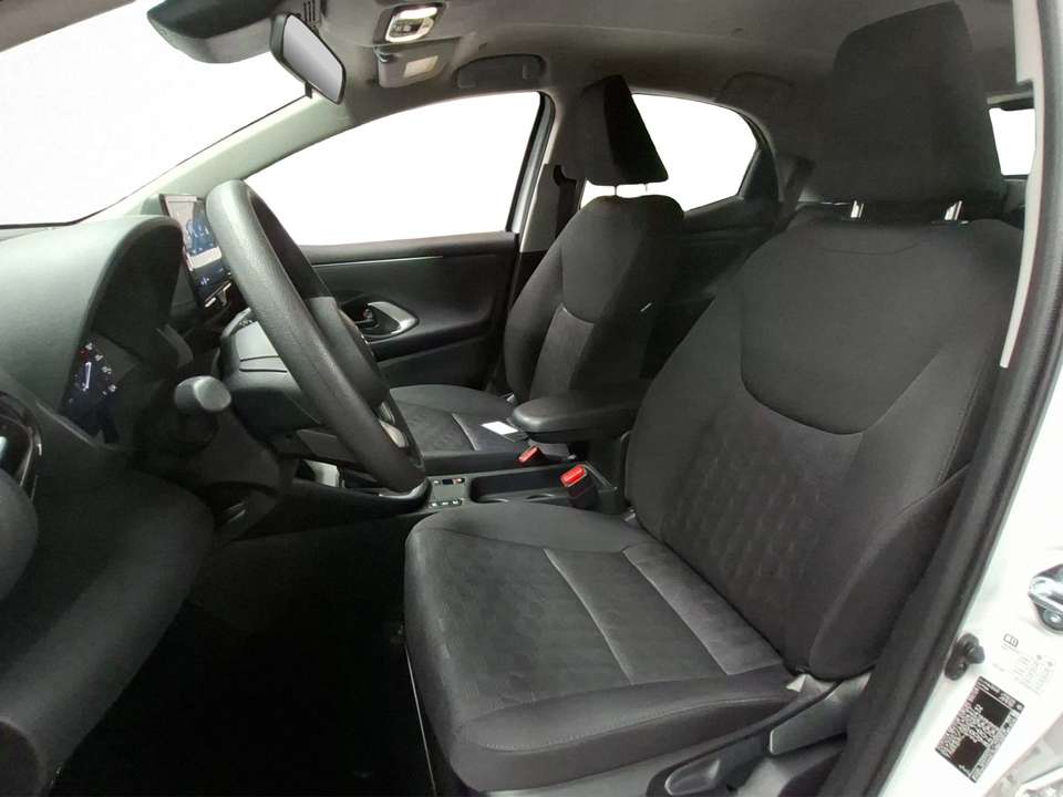Toyota Yaris - Imagem 13