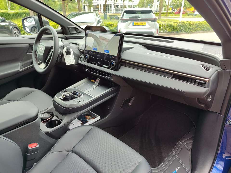 Toyota bZ4X - Imagem 2
