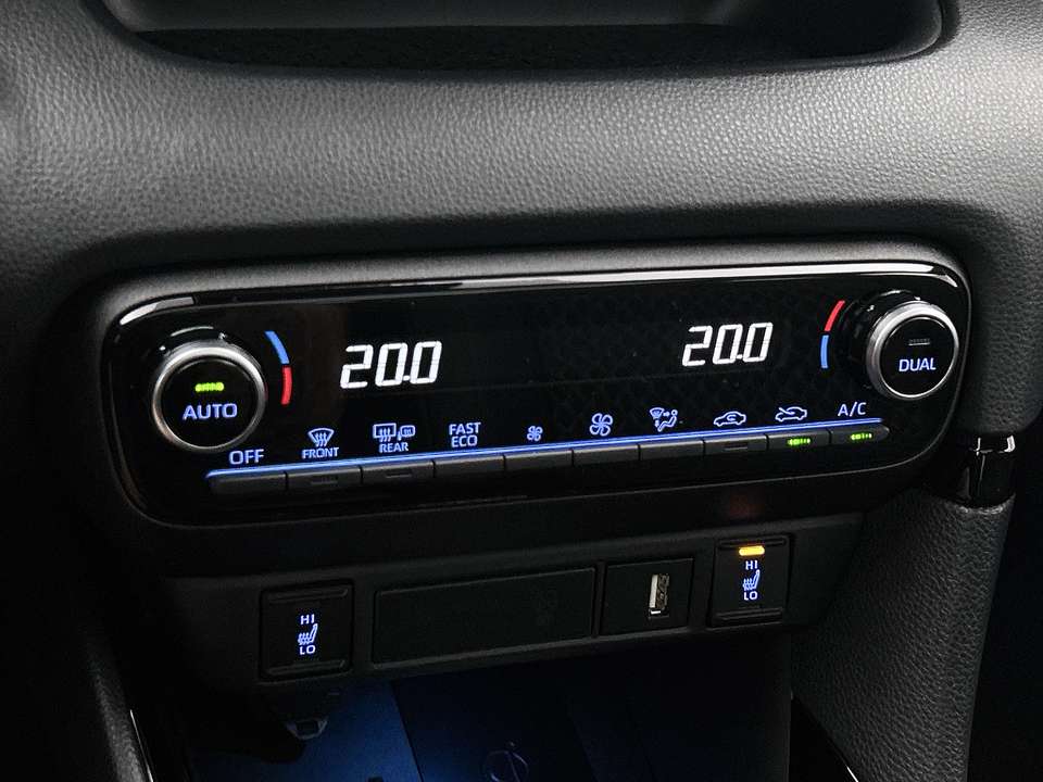 Toyota Yaris - Imagem 13