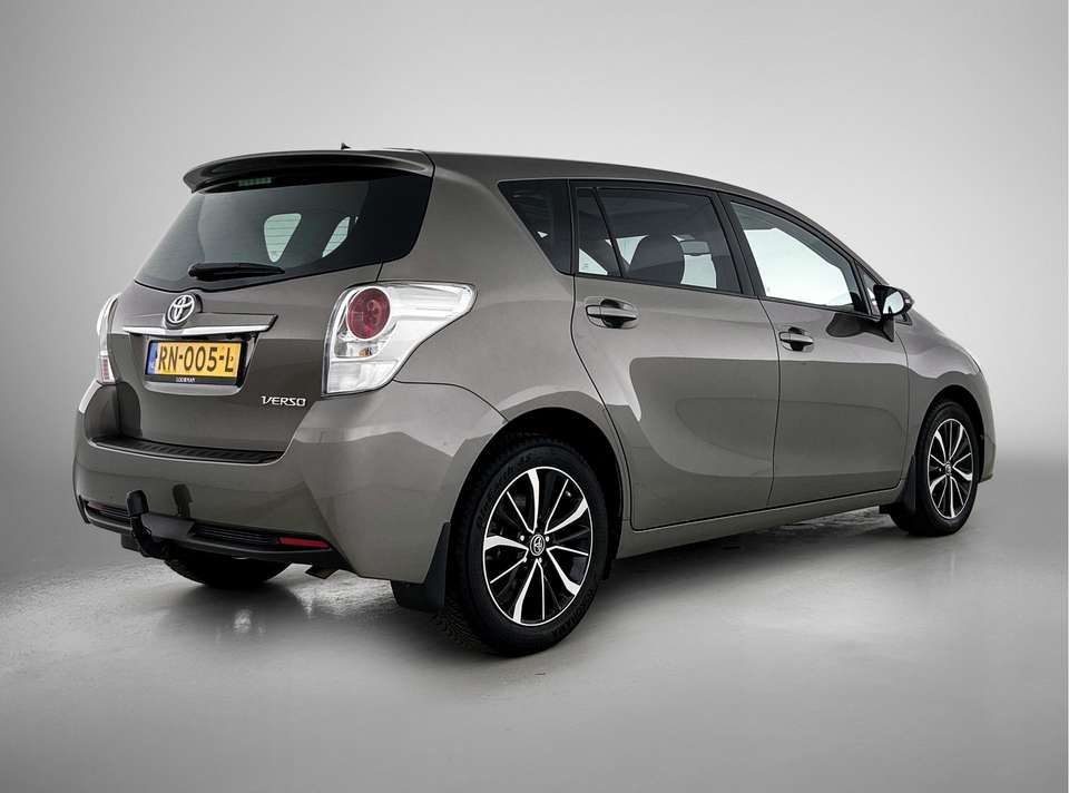 Toyota Verso - Imagem 2
