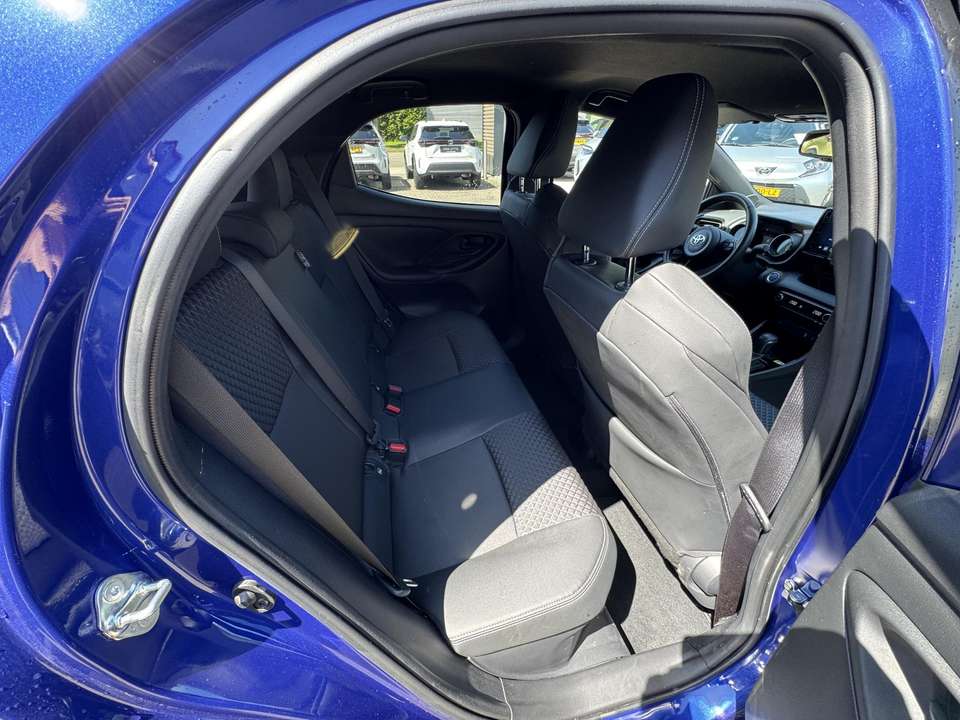 Toyota Yaris - Imagem 16