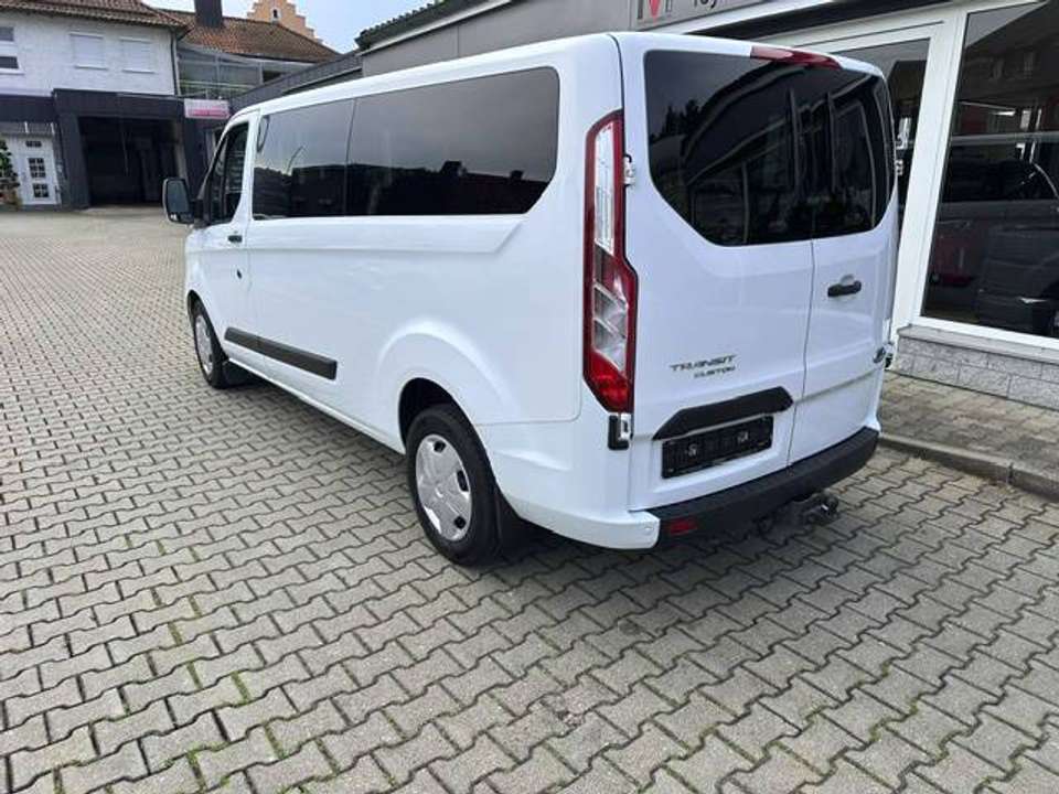Ford Tourneo Custom - Imagem 3