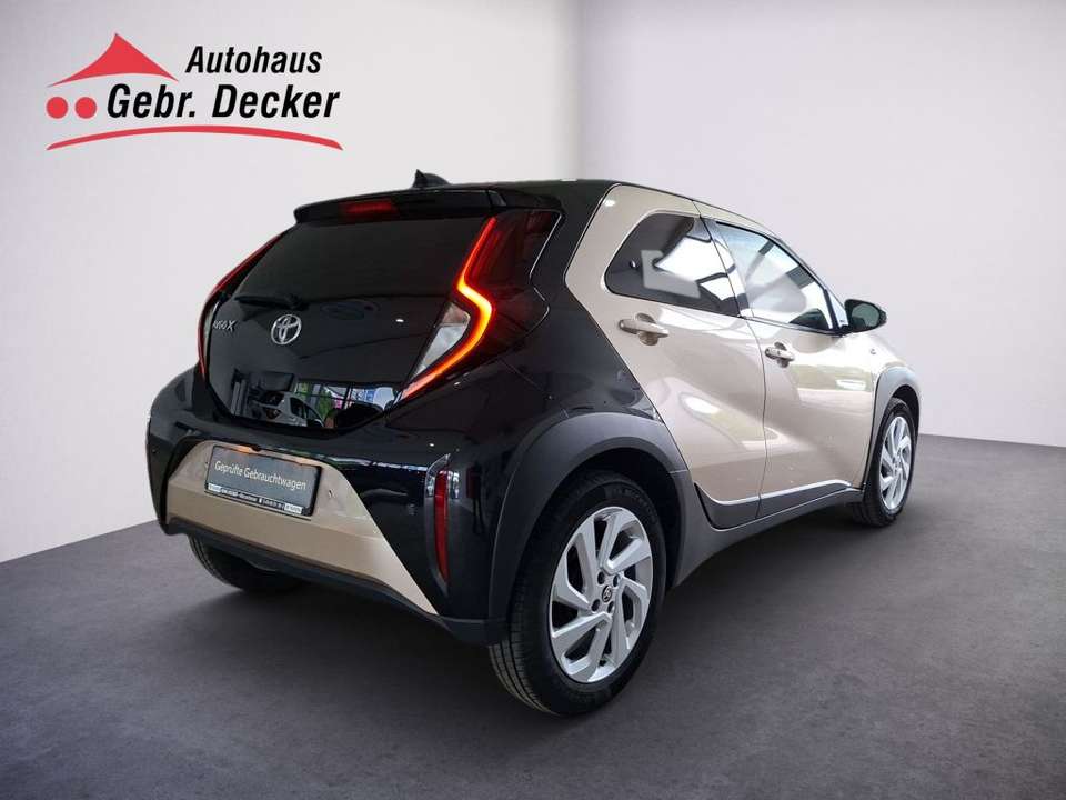 Toyota Aygo X - Imagem 5