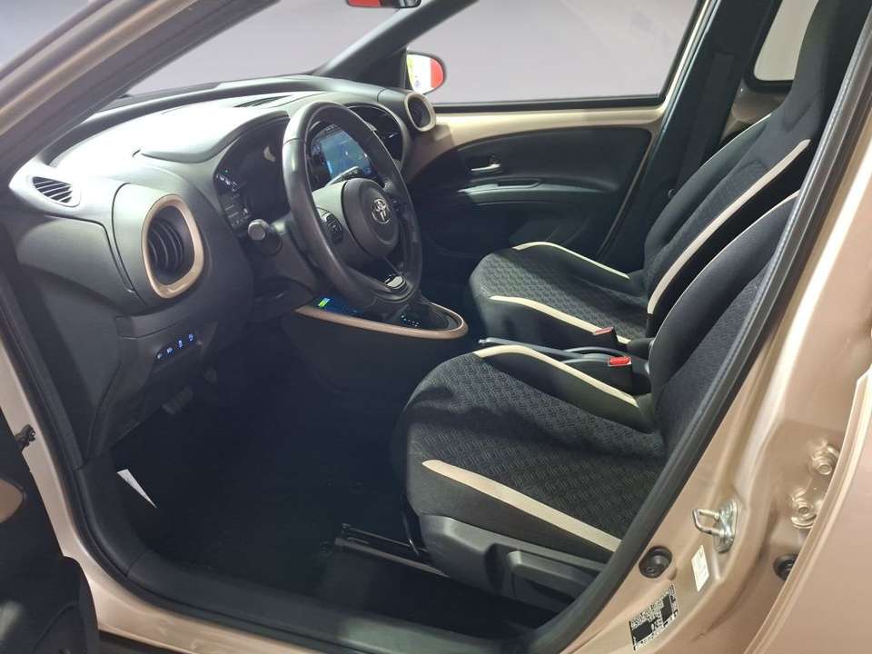 Toyota Aygo X - Imagem 11