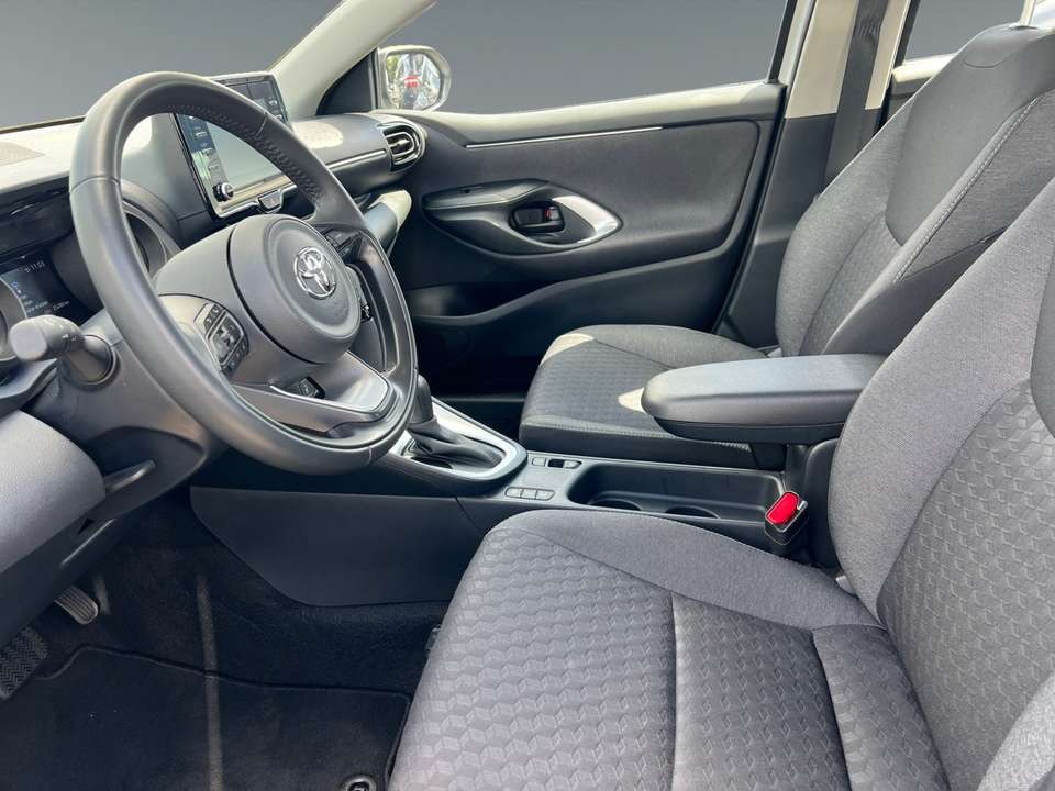 Toyota Yaris - Imagem 7