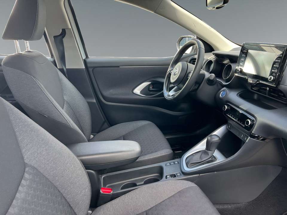 Toyota Yaris - Imagem 13