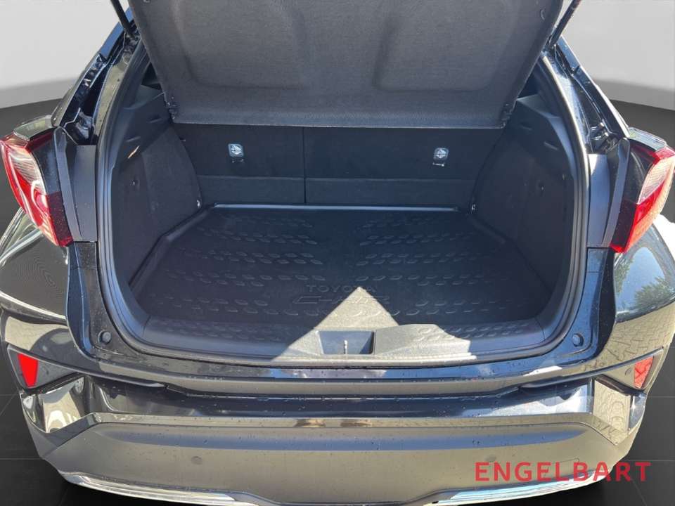 Toyota C-HR - Imagem 13
