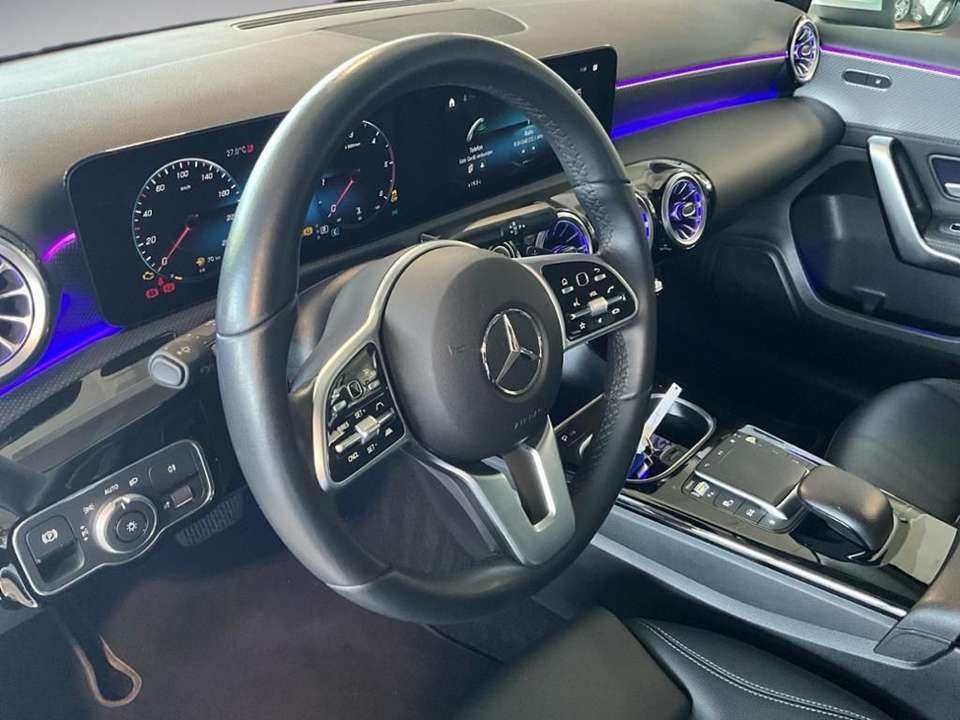 Mercedes-Benz A 200 - Imagem 9