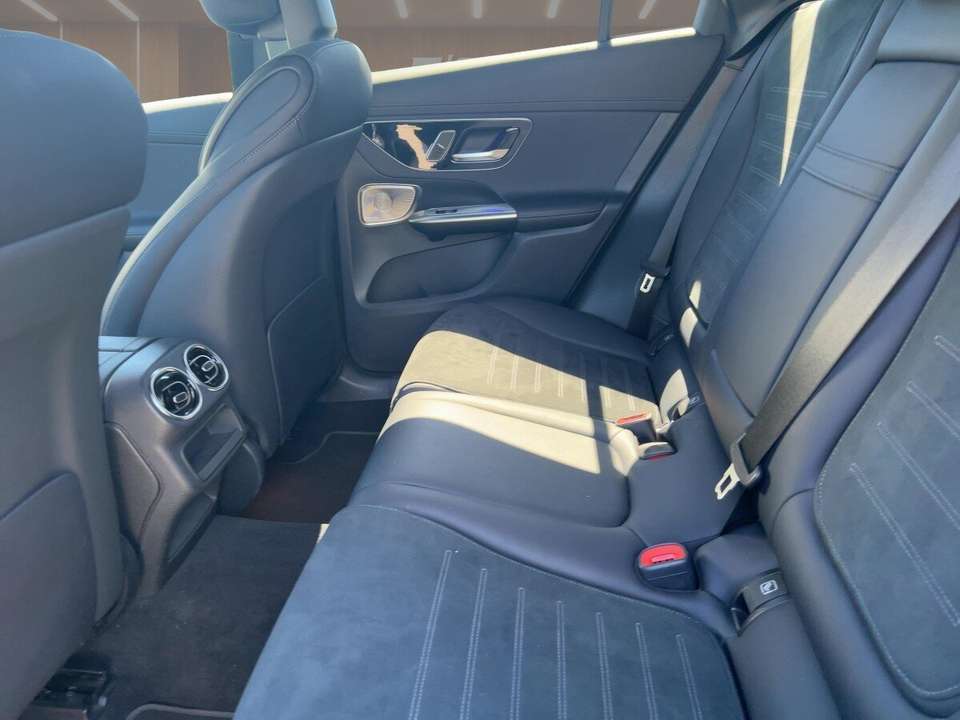 Mercedes-Benz GLC 300 - Imagem 7