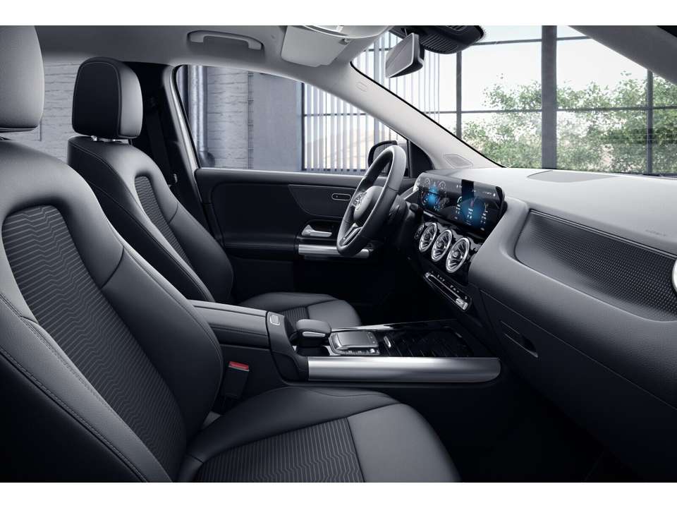Mercedes-Benz GLA 200 - Imagem 9