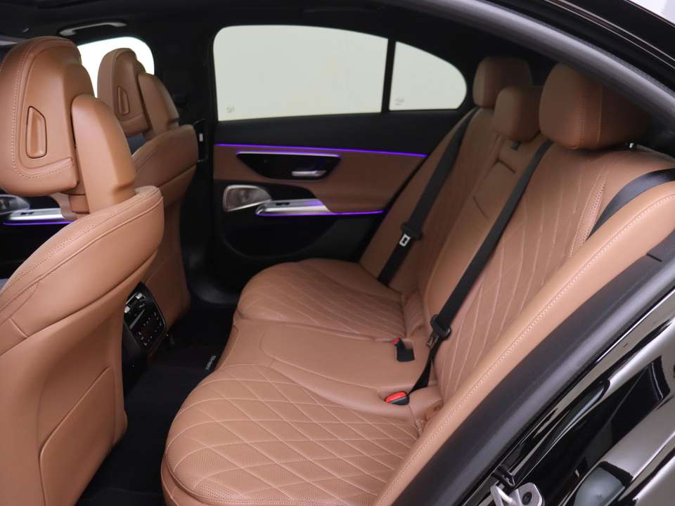 Mercedes-Benz E 300 - Imagem 7