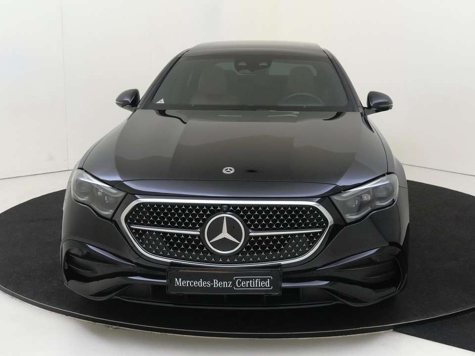 Mercedes-Benz E 300 - Imagem 8