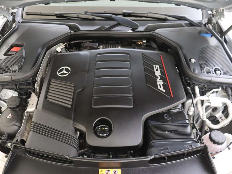 Mercedes-Benz AMG GT - Imagem 7