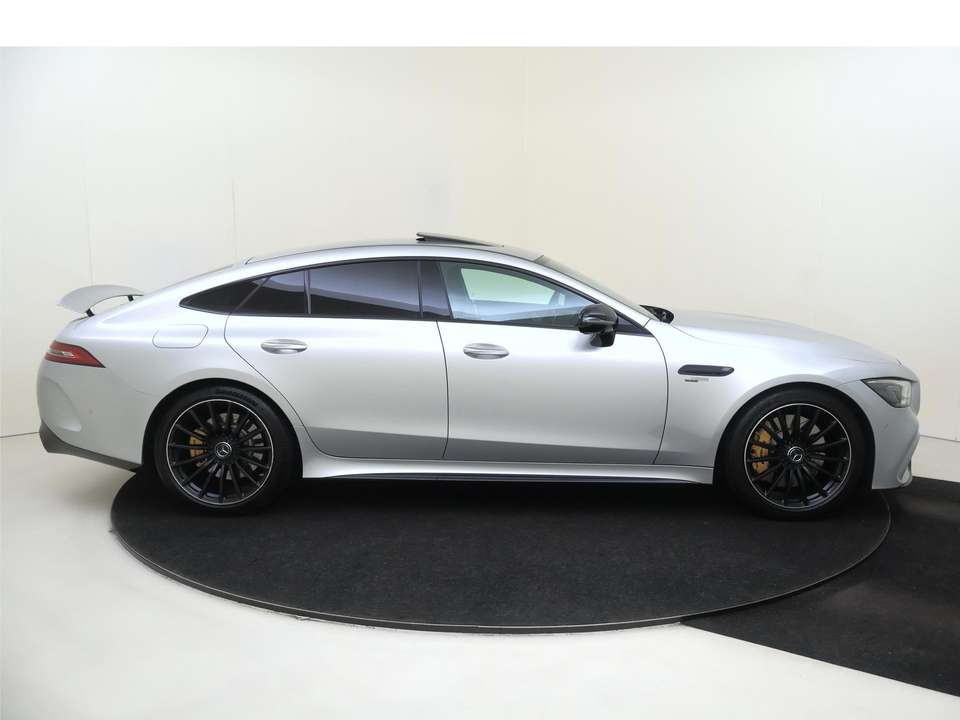 Mercedes-Benz AMG GT - Imagem 11