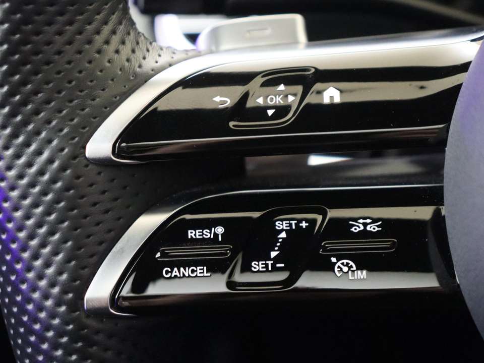 Mercedes-Benz E 300 - Imagem 14