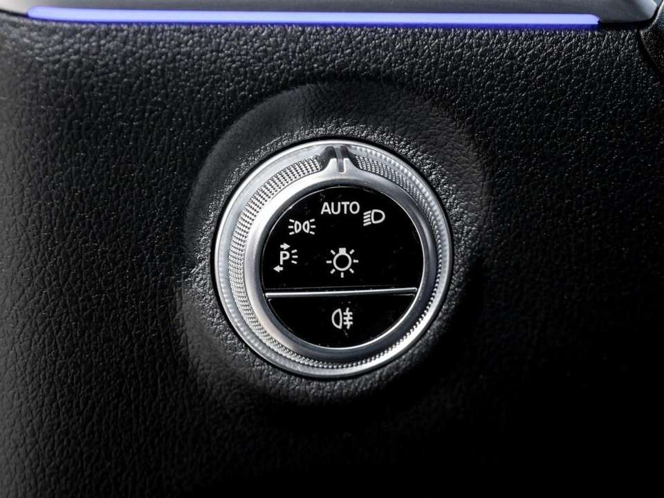 Mercedes-Benz C 180 - Imagem 15