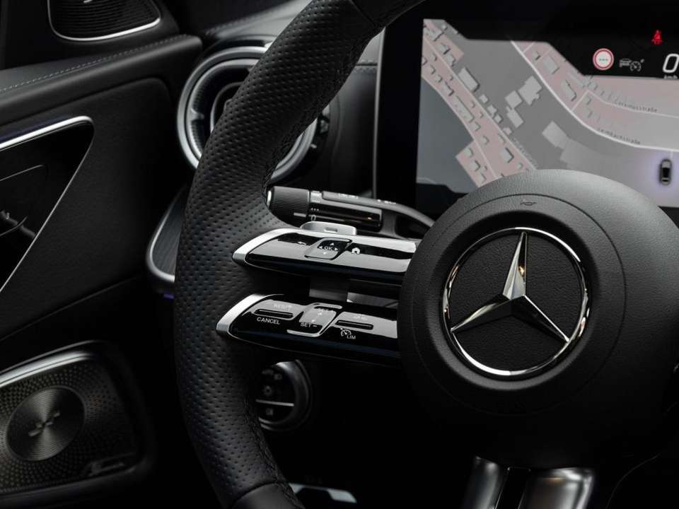Mercedes-Benz C 180 - Imagem 11