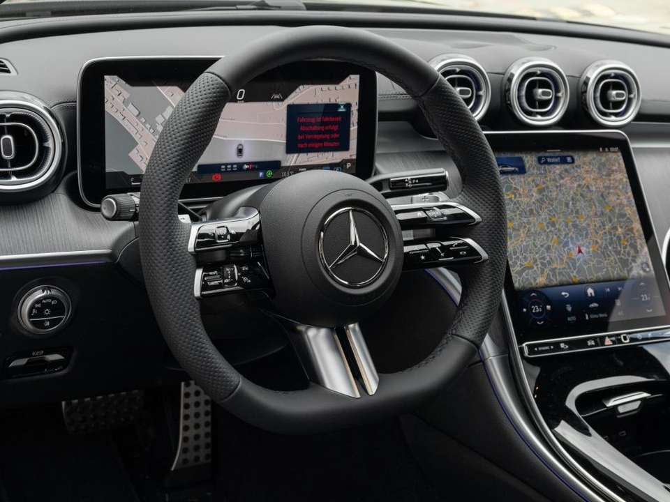 Mercedes-Benz C 180 - Imagem 12