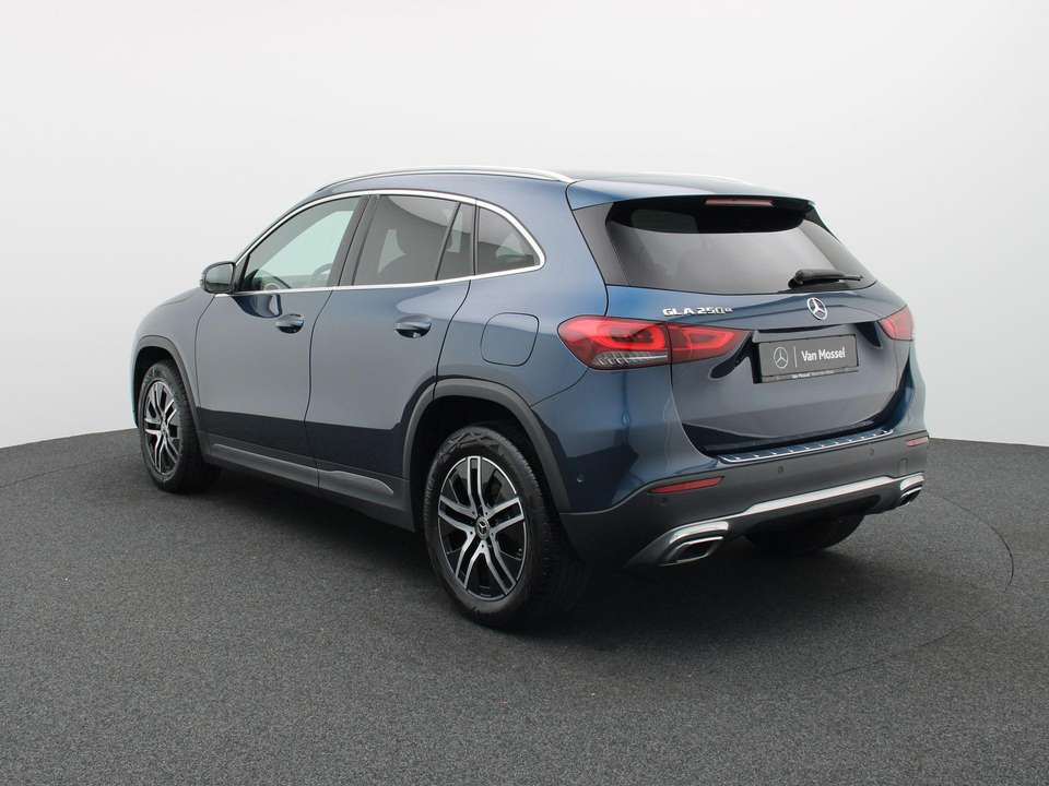 Mercedes-Benz GLA 250 - Imagem 2