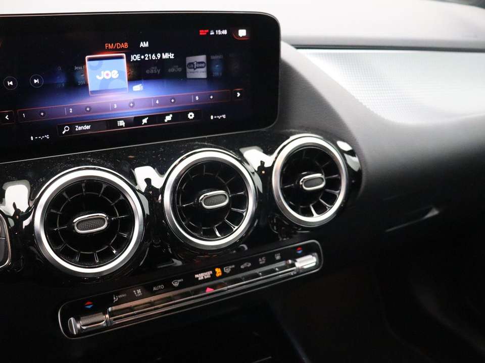 Mercedes-Benz GLA 250 - Imagem 11